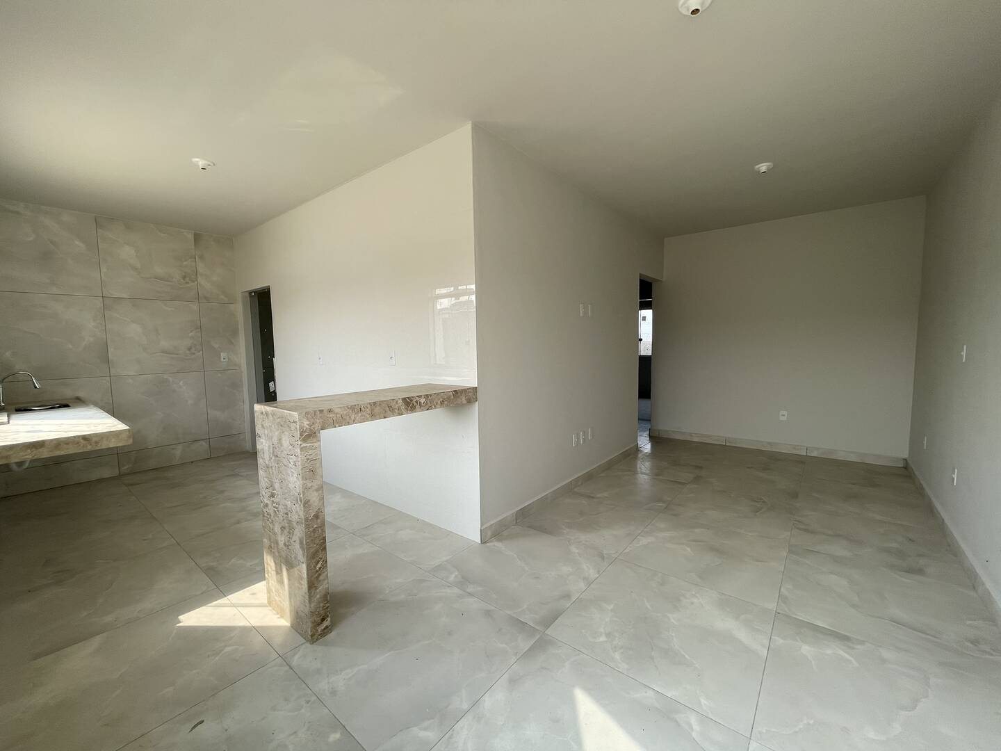 #28 - Casa para Venda em Florestal - MG